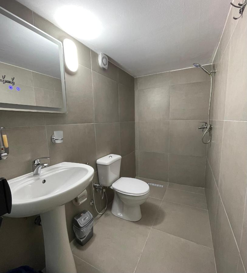 D&E Apartaments Tiranë Luaran gambar